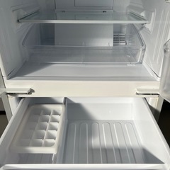 SHARP 冷蔵庫（137
L）2014年製の画像