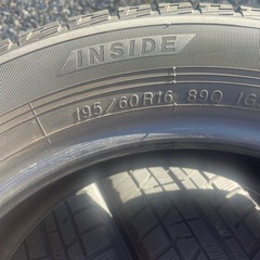 195/60-16ヨコハマ　スタッドレス　の画像