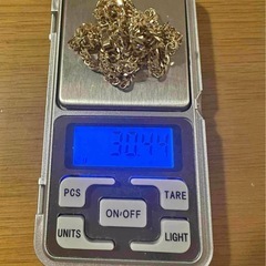 金ネックの画像