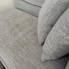 無料　あげます　2人掛けソファの画像