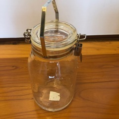 締切あり　取手付き保存瓶🫙密封　大の画像