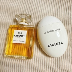 2点CHANEL No.5香水+ハンドクリーム の画像