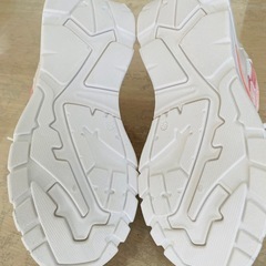 ★23cmのピンクシューズ　新品の画像