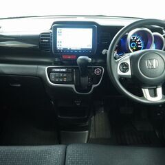 青い車で出かけましょう😎　オトロン　中古車　自社ローンの画像