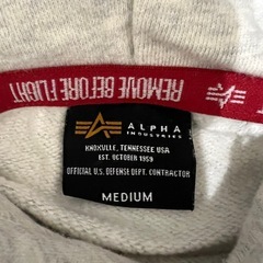 アルファ　パーカー　Mサイズの画像