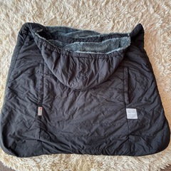 エルゴ　抱っこ紐　防寒ケープの画像