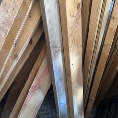 まとめて取引限定　引取限定　2メートル程度　木材　垂木　巾木　角材の画像