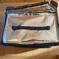 ウーバーイーツ　リュックの画像