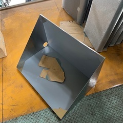 ステンレス　さんかく棚の画像