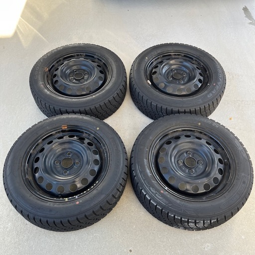 スタッドレスタイヤ　ホイール付