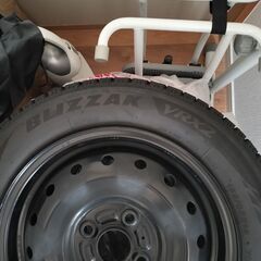 軽用スタッドレス・ホイールセット BLIZZAK VRX2 22年44週製造の画像