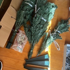 ニトリ180センチクリスマスツリーの画像