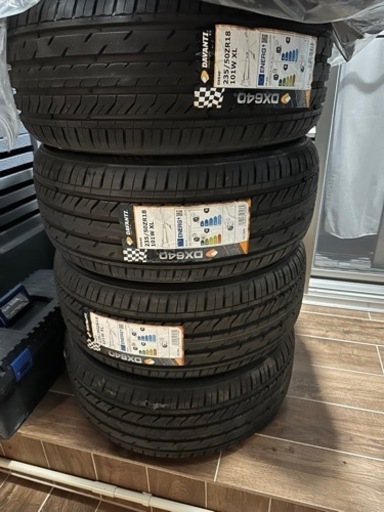 18インチの新品タイヤ売ります！