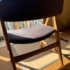 福岡　クラッシュゲートの木の椅子の画像