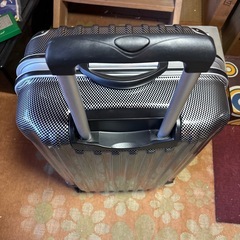 スーツケース60×43の画像