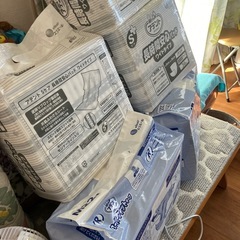 介護おむつ、パットの画像