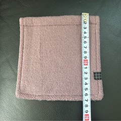 新品未使用 トイレ ペーパーホルダー タオル生地　紫色の画像