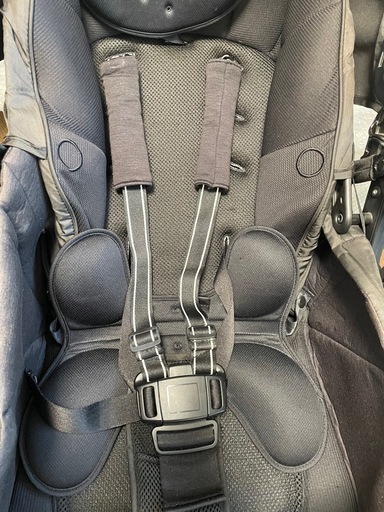 【美品】アップリカ Aprica ラクーナ クッション フリー AB 肩カバー付