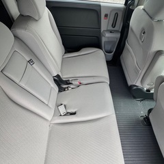 フリードハイブリッドの画像