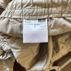 ユニクロ ロールアップカーゴパンツの画像