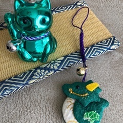 ミニ畳＆招き猫キーチェーン＆辰ストラップの画像