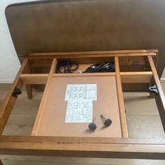 こたつテーブルの画像