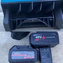 除雪機（手押し式）２体セット の画像