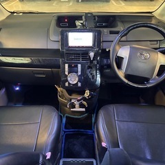 検付　ヴォクシー  禁煙車の画像