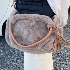 プラグマ　ファー　バッグの画像