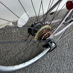 🌟自転車🌟 クロスバイク‼️ カゴ付き MUGELLO ムジェロ  27型 外装6段変速の画像