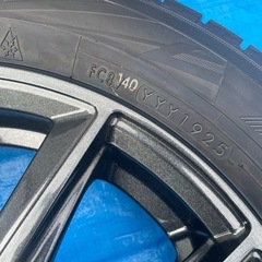 未使用品スタッドレスタイヤiceguard7/25年製　ホイール付の画像