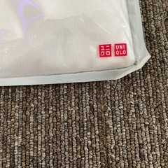 ユニクロ　カラーシャツ　Sサイズ　未使用品の画像