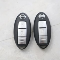 【自社ローン対応】日産 ノート 　ｅ－ＰＯＷＥＲ ＭＥＤＡＬＩＳＴ　スマートキー　LEDヘッドライト　Bluetoothの画像