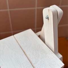 おしゃれなディスプレイスタンドの画像