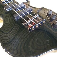 ベース　エドワーズ　バイオリンベースの画像