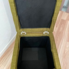 収納スツールの画像