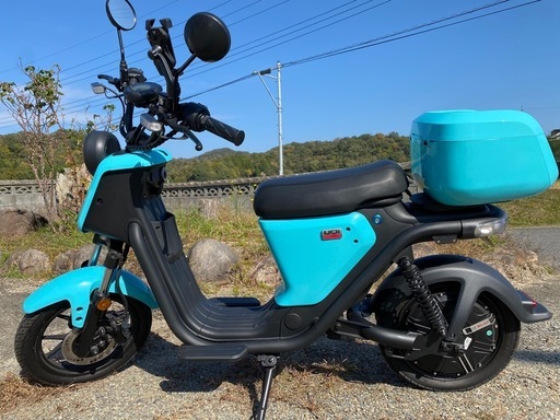 決まりました！電動スクーター　XEAM niu uqipro 50cc