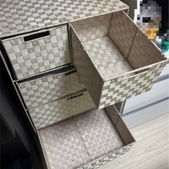 編み込み風布製 棚の画像