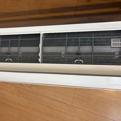 美中古✨日立白くまくん23年式エアコンの画像