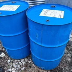 ドラム缶　2個の画像