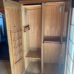 洋服ダンスの画像