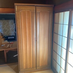 洋服ダンスの画像