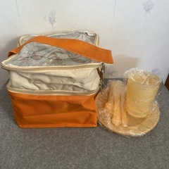 保冷バック　皿コップ等付き