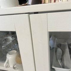 食器棚の画像