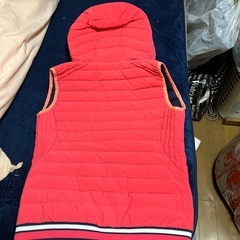 kappasフード付きベストの画像