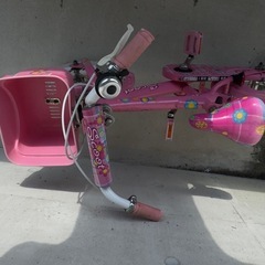 子供用自転車 ピンク色の画像