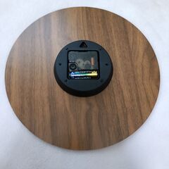 【USED・美品】木製の壁掛け時計（掛け時計）の画像