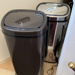 電動開閉ゴミ箱の画像