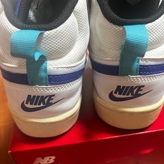 ナイキ　スニーカーの画像