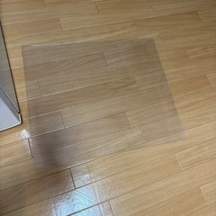 シャープ　２ドア冷蔵庫　2020年製　137L（冷蔵庫マット付）の画像